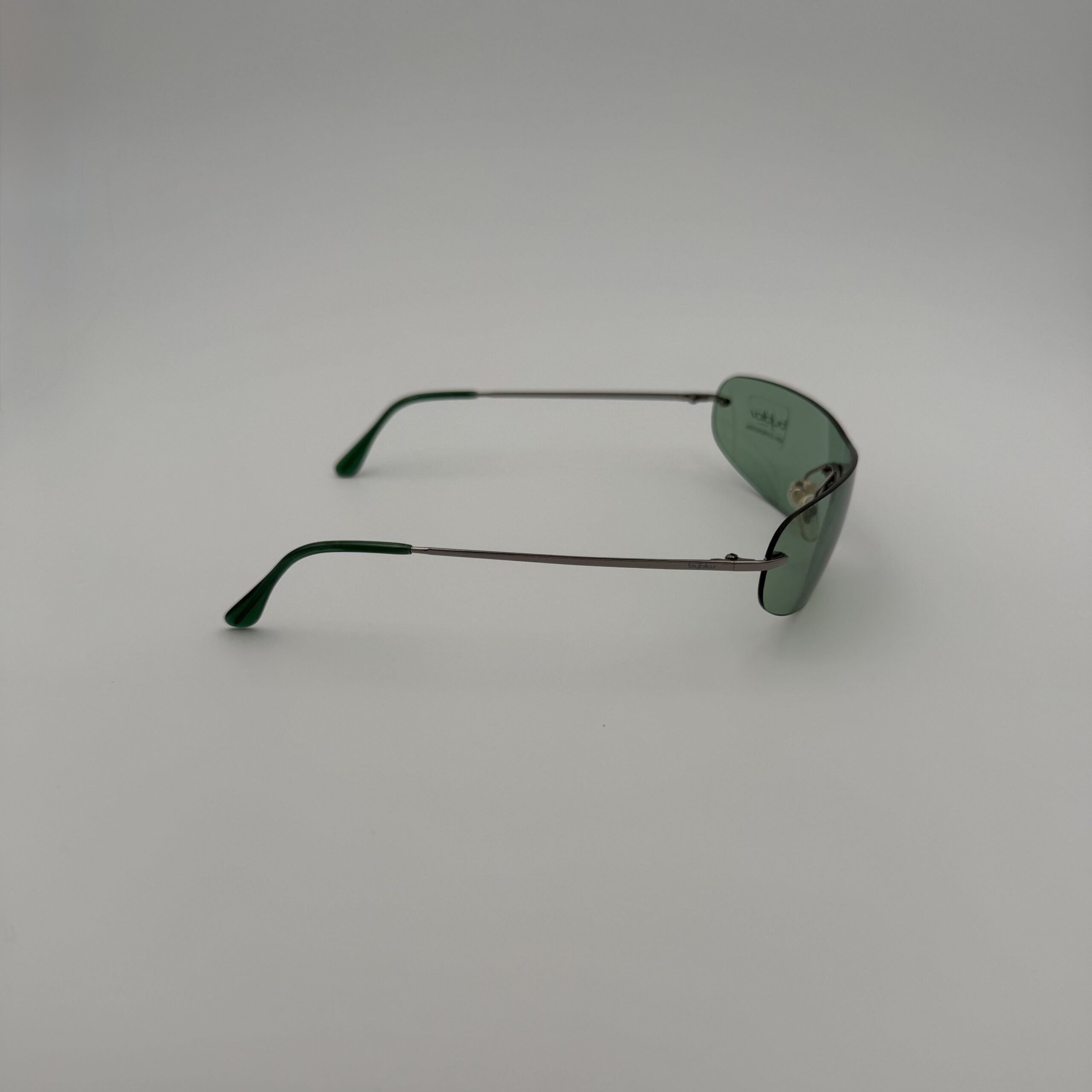 Byblos Eyewear Vintage – Modello Rimless Mascherina in Metallo e Verde Salvia - immagine 3
